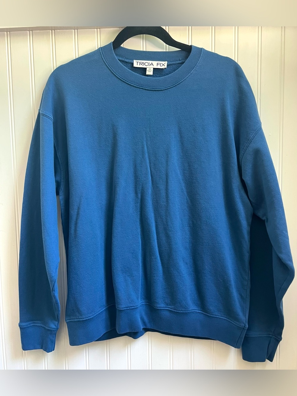 Tricia Fix Exclusive Butterfly Crewneck Sweatshirt in Royal Blue Size XS NWOT - Picture 2 of 5